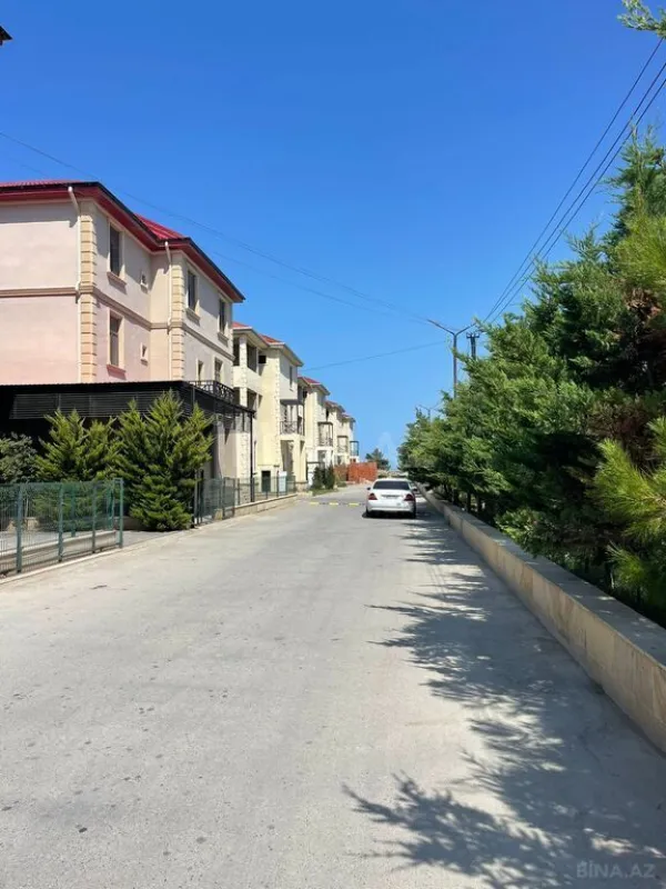 Satılır 3 otaqlı mənzil 116 m²