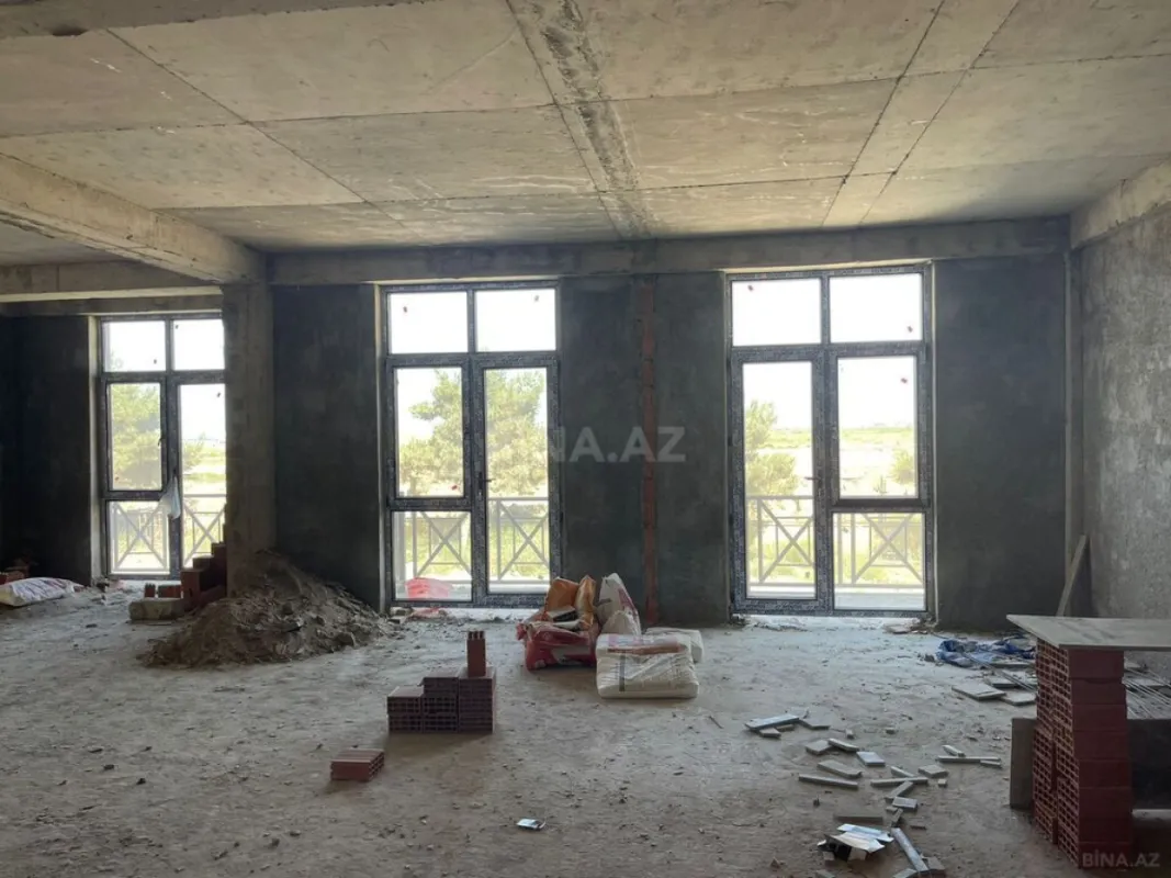 Satılır 3 otaqlı mənzil 116 m²