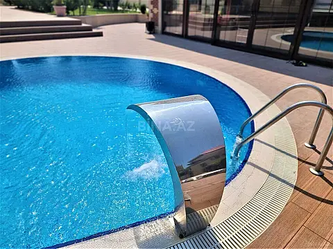 Kirayə verilir 8 otaqlı həyət evi 700 m²