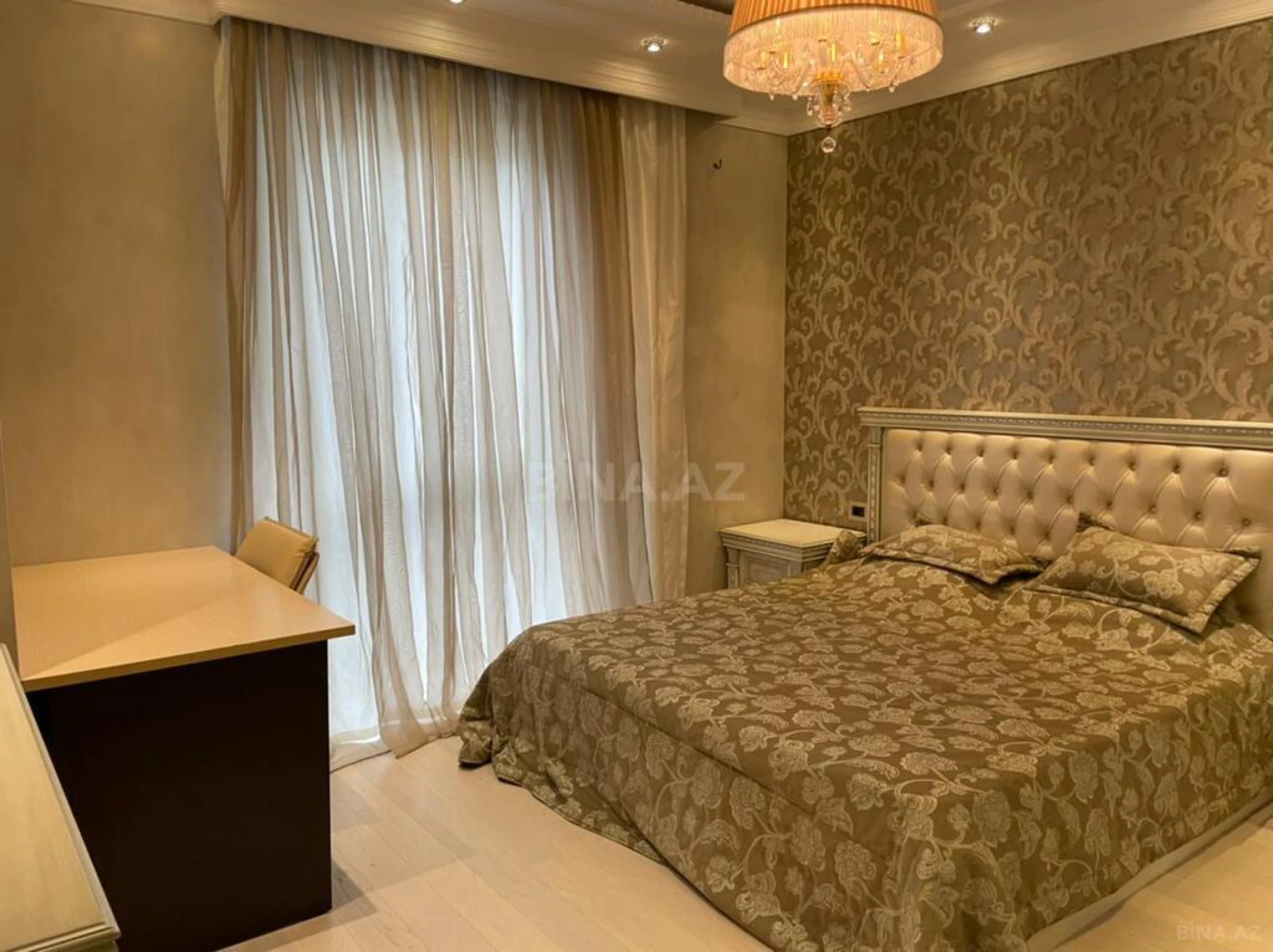 Kirayə verilir 3 otaqlı mənzil 115 m²