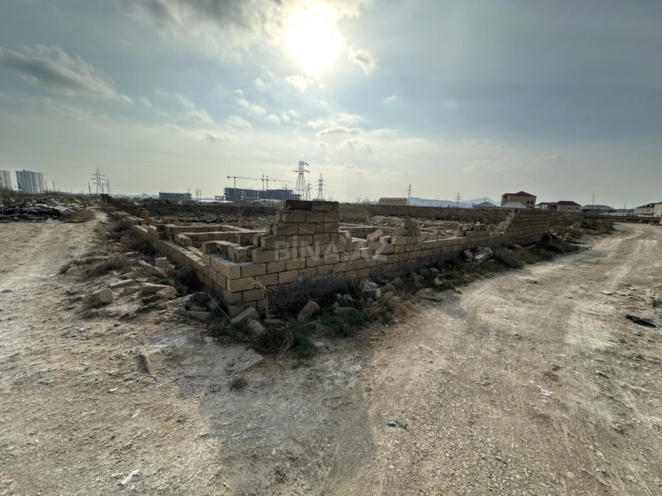 Satılır torpaq sahəsi 6 m²