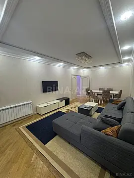 Kirayə verilir 2 otaqlı mənzil 90 m²