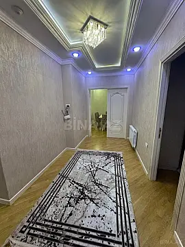 Kirayə verilir 2 otaqlı mənzil 90 m²