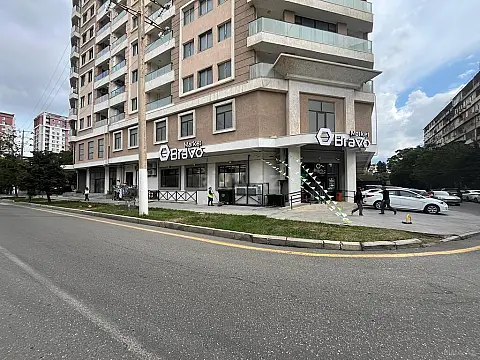 Satılır obyekt 1200 m²