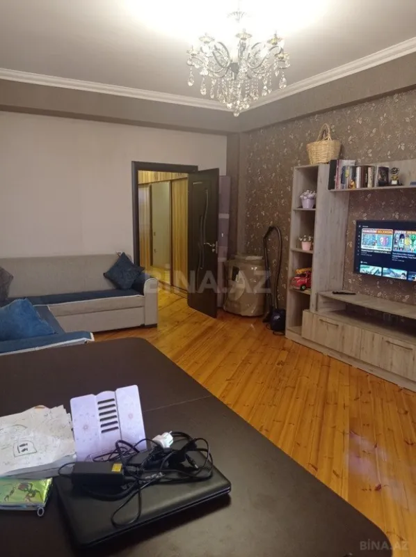 Satılır 3 otaqlı mənzil 95 m²