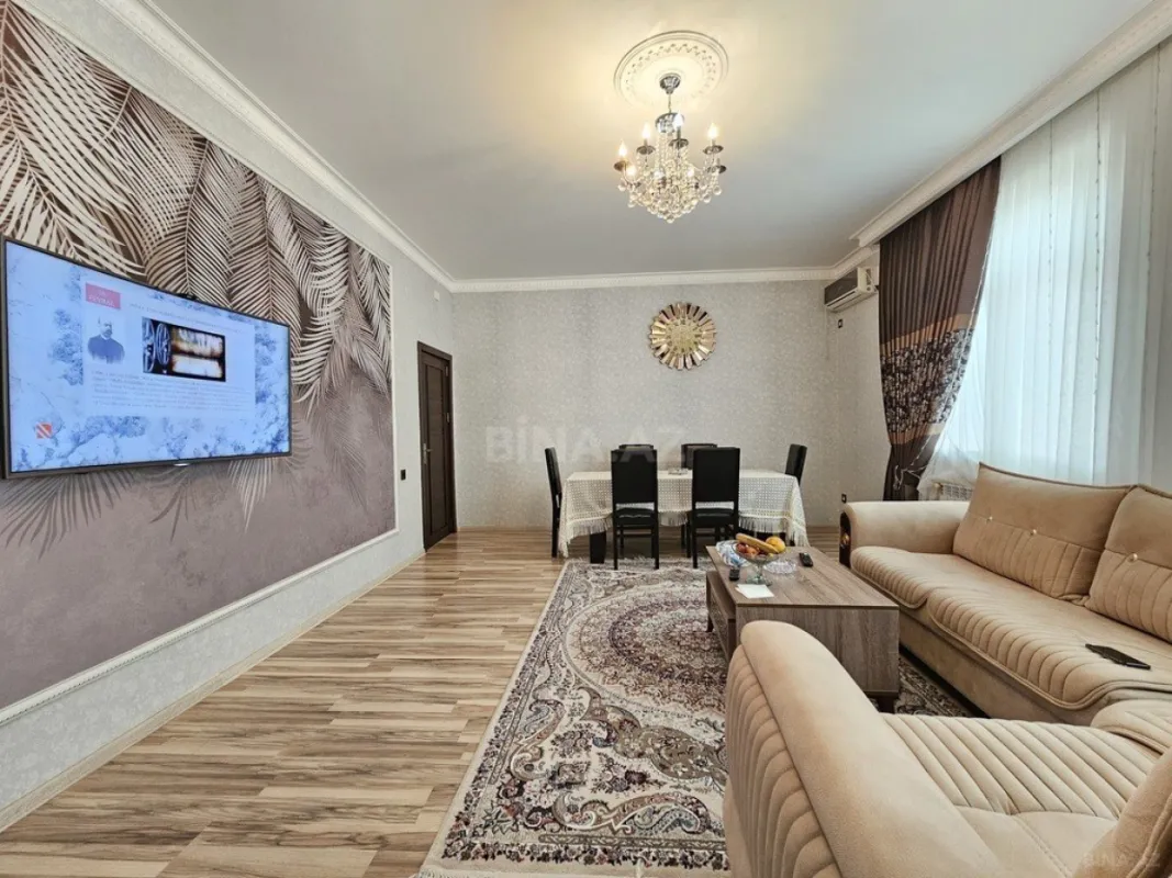 Satılır 3 otaqlı mənzil 98 m²