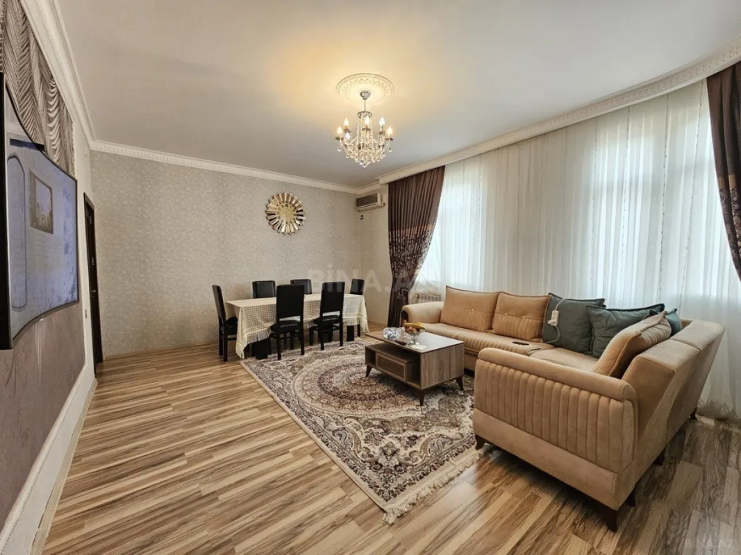 Satılır 3 otaqlı mənzil 98 m²