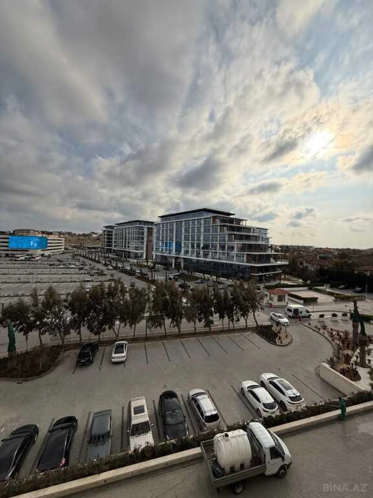 Satılır 1 otaqlı mənzil 42 m²