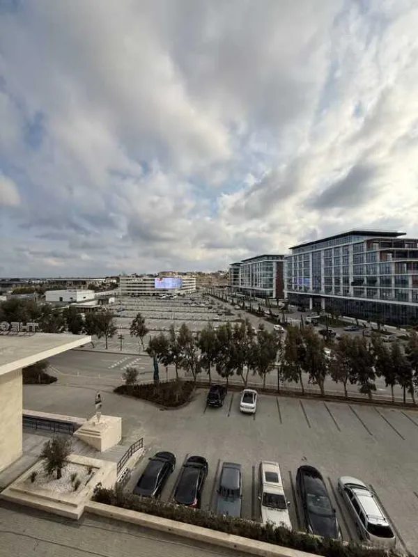 Satılır 1 otaqlı mənzil 42 m²