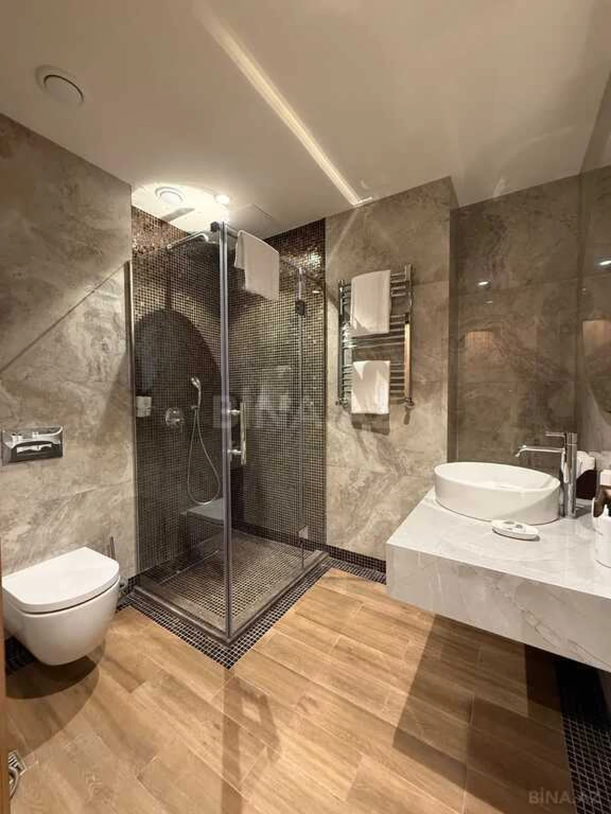 Satılır 1 otaqlı mənzil 42 m²