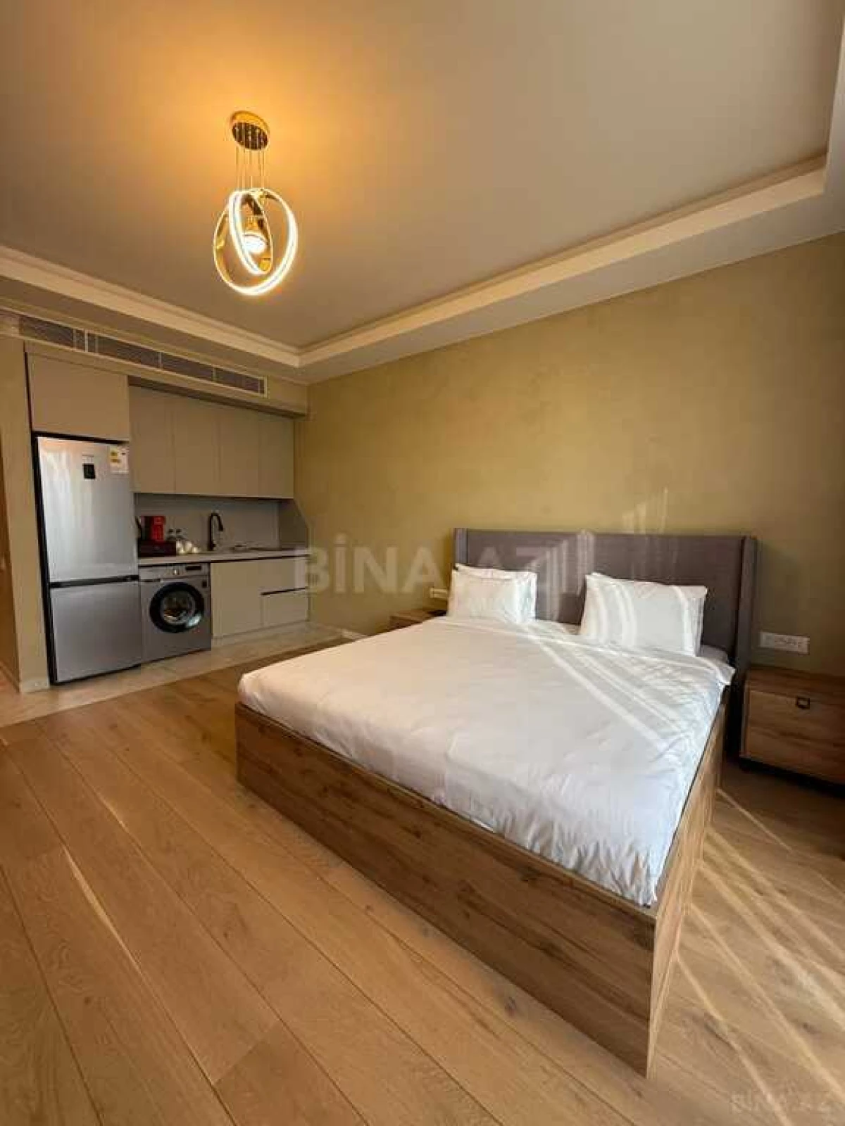 Satılır 1 otaqlı mənzil 42 m²