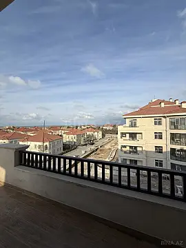 Satılır 2 otaqlı mənzil 130 m²