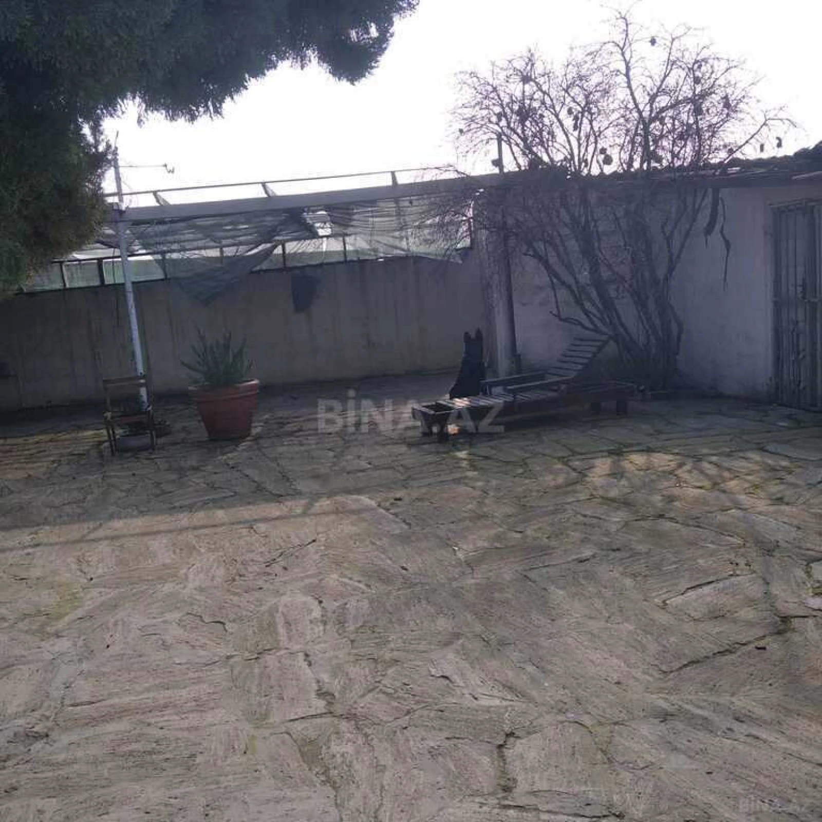 Satılır 5 otaqlı həyət evi 230 m²