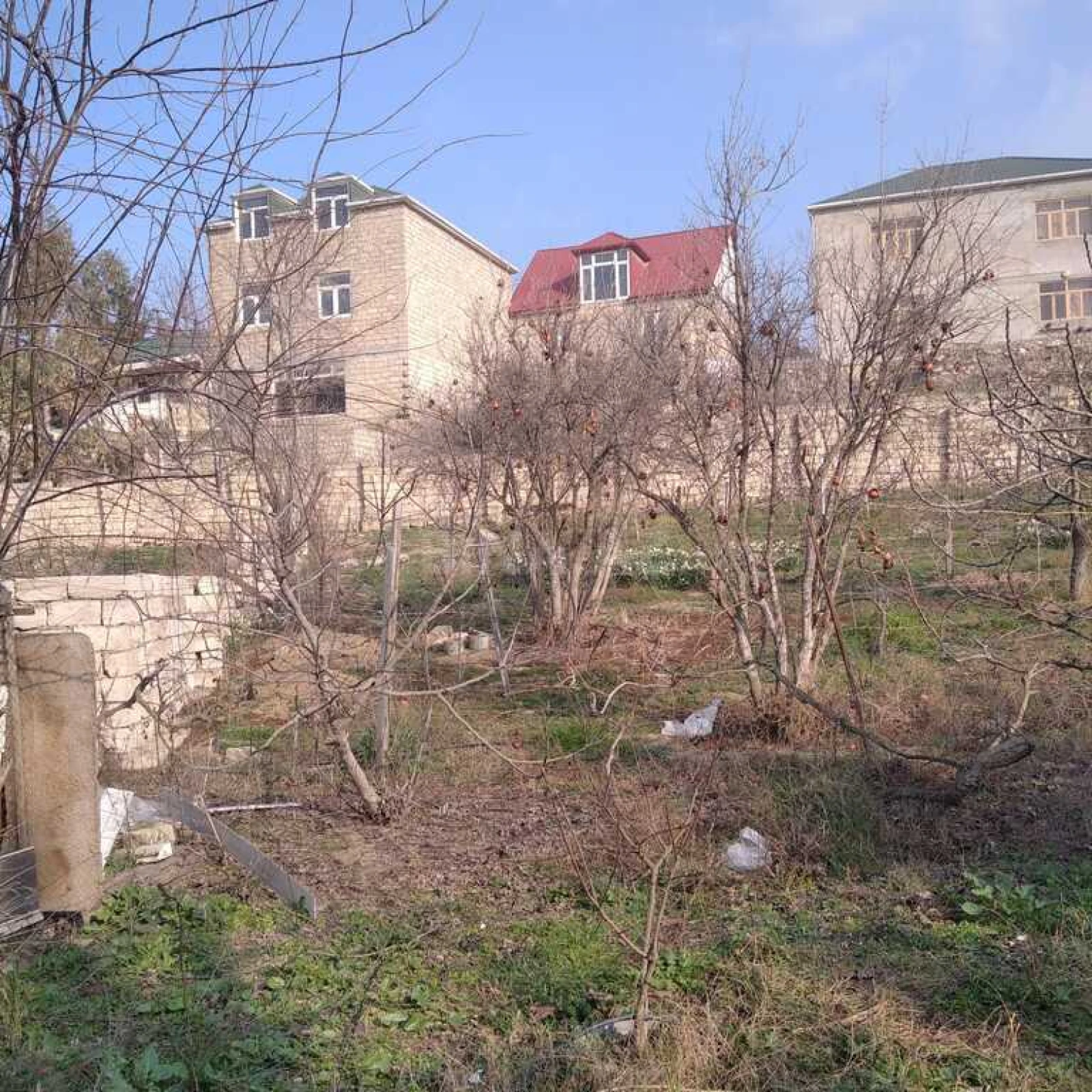 Satılır 5 otaqlı həyət evi 230 m²