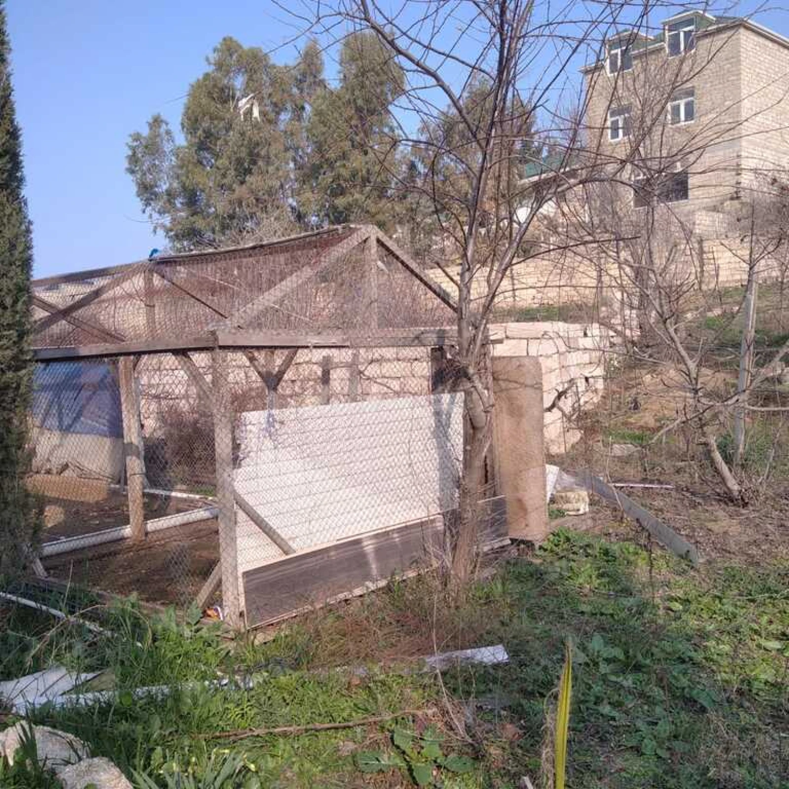 Satılır 5 otaqlı həyət evi 230 m²