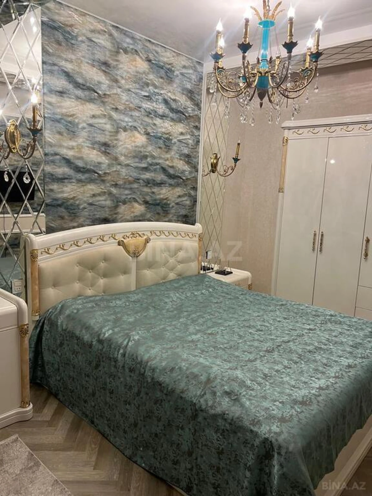 Kirayə verilir 3 otaqlı mənzil 105 m²