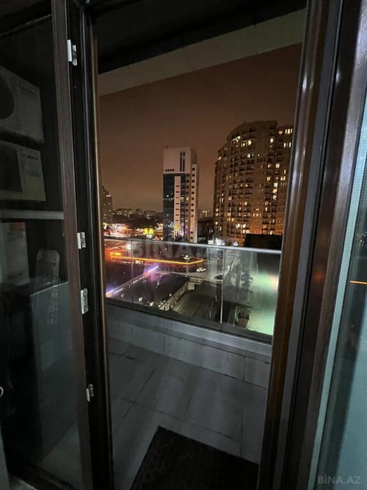 Kirayə verilir 3 otaqlı mənzil 105 m²