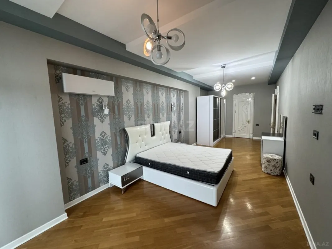 Kirayə verilir 5 otaqlı mənzil 270 m²