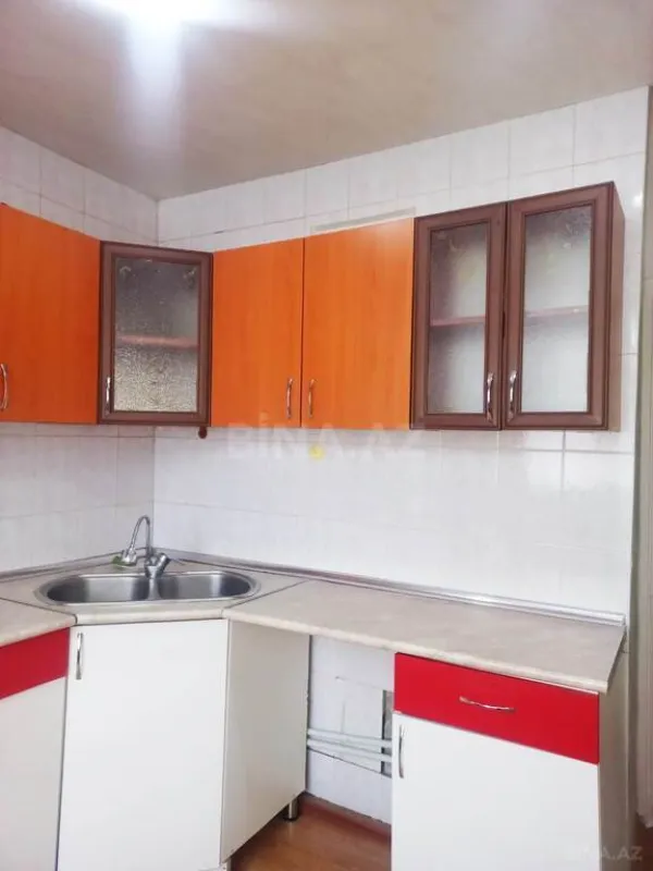 Satılır 1 otaqlı mənzil 47 m²