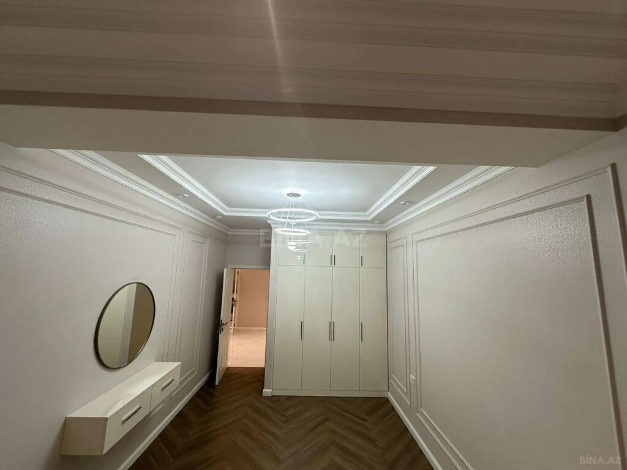 Kirayə verilir 3 otaqlı mənzil 127 m²