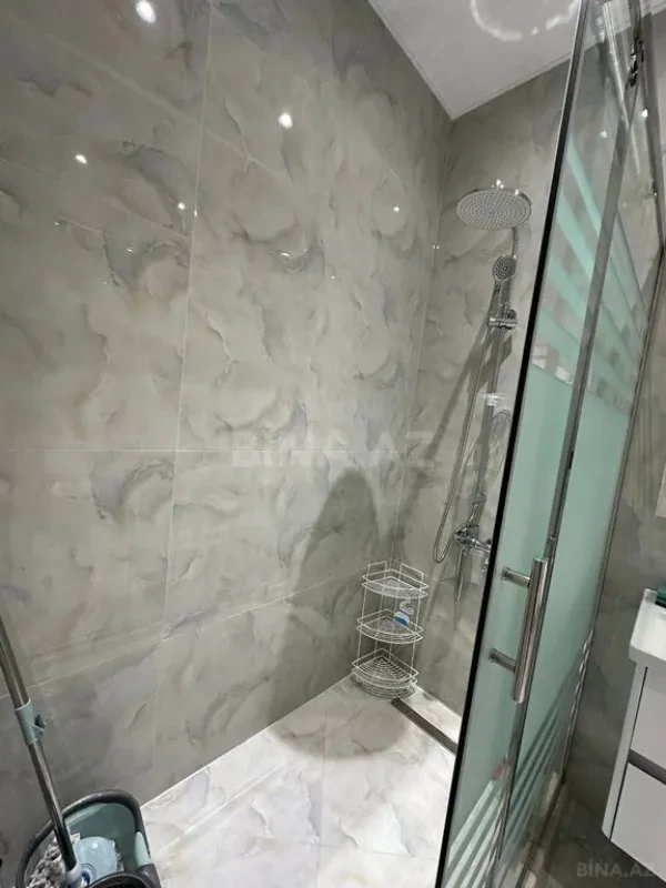 Kirayə verilir 3 otaqlı mənzil 127 m²
