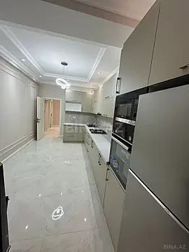Kirayə verilir 3 otaqlı mənzil 127 m²