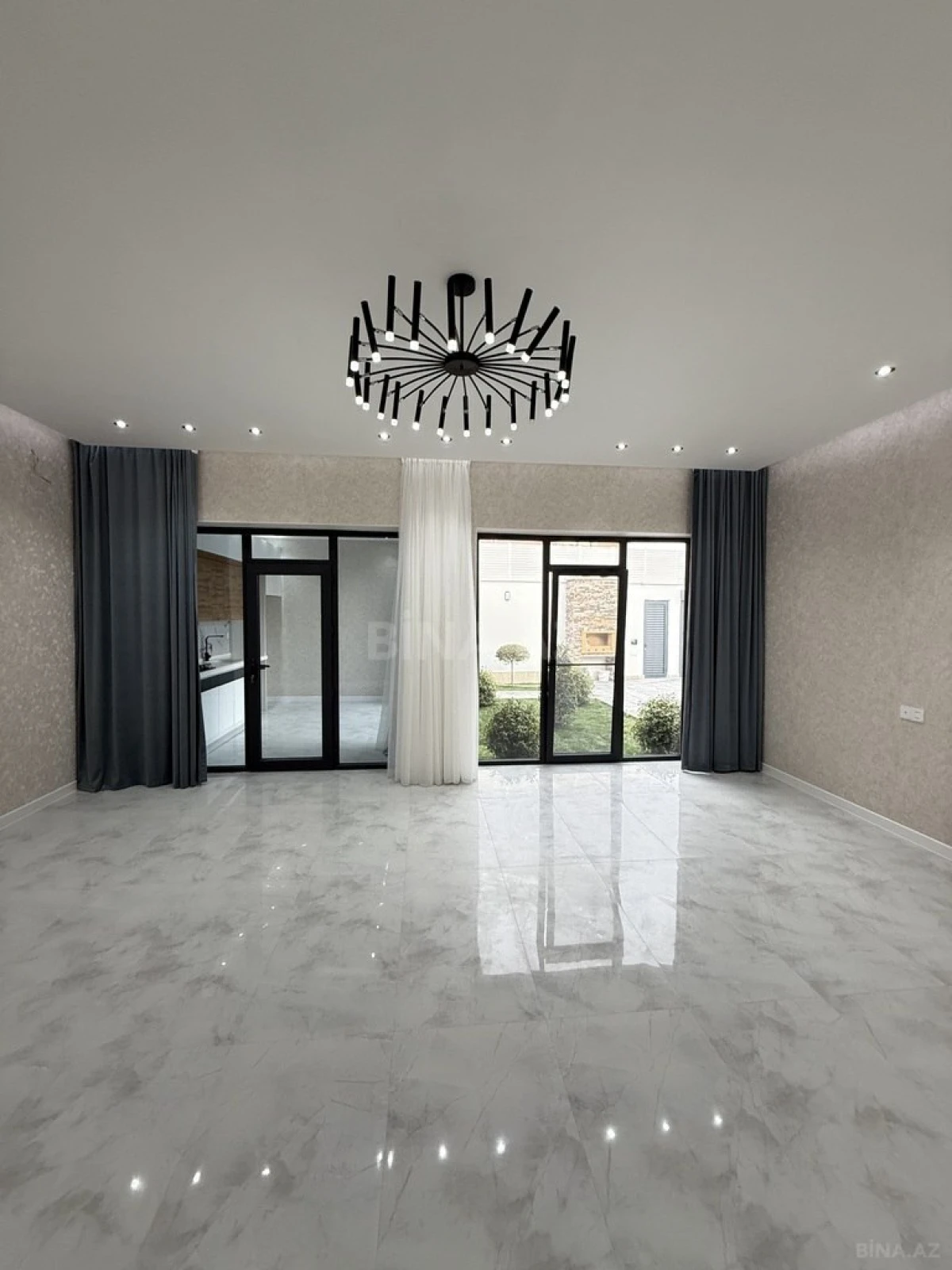 Satılır 4 otaqlı həyət evi 155 m²