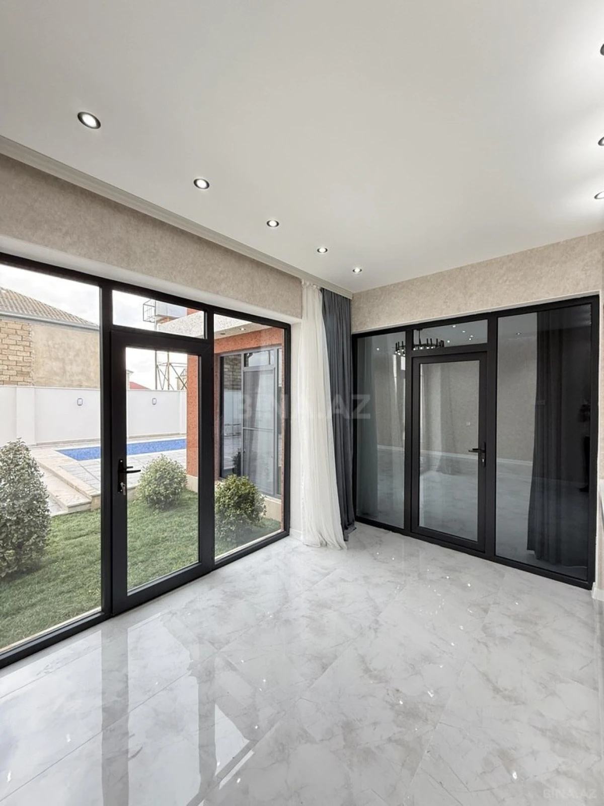 Satılır 4 otaqlı həyət evi 155 m²