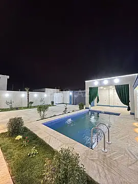 Satılır 4 otaqlı həyət evi 170 m²