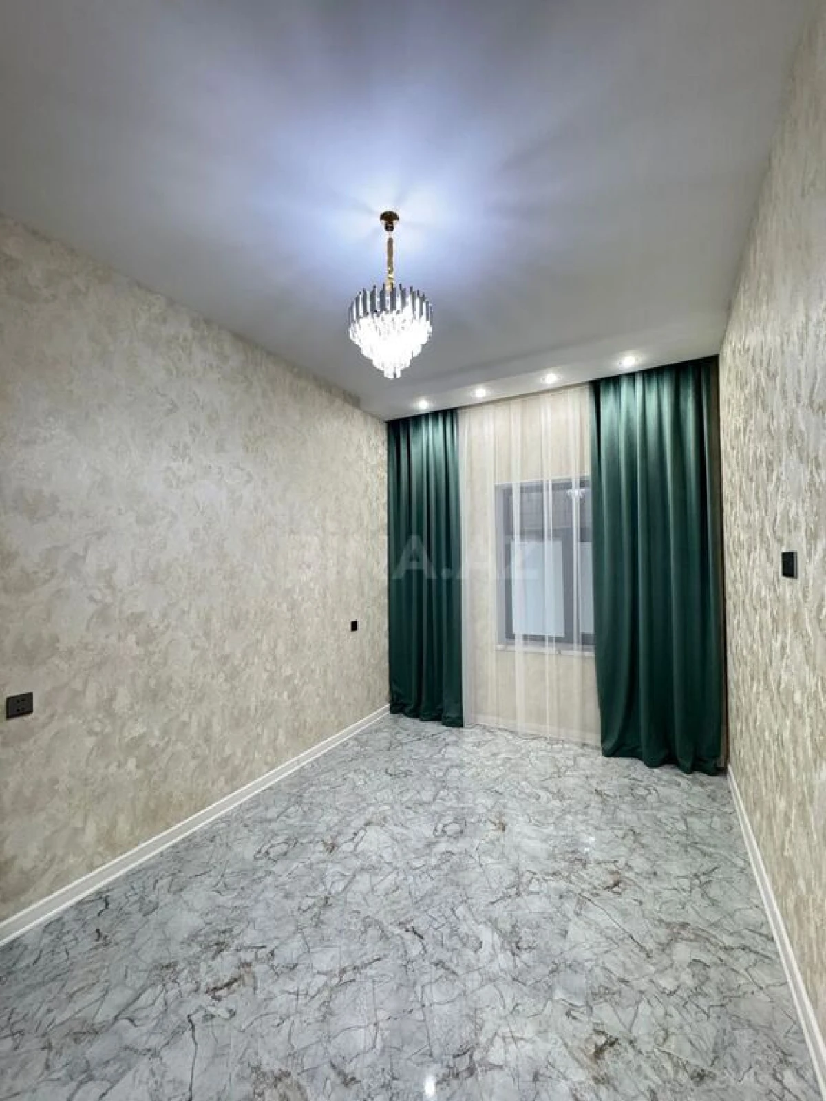 Satılır 4 otaqlı həyət evi 170 m²