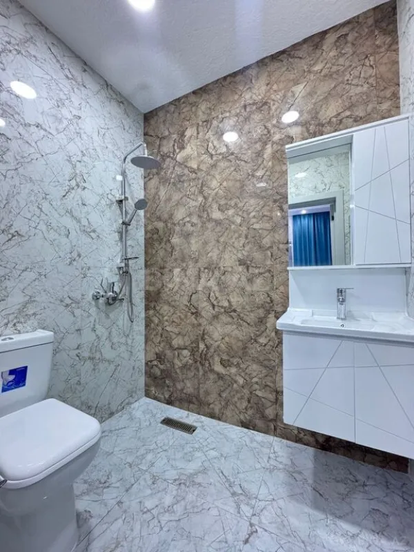 Satılır 4 otaqlı həyət evi 170 m²