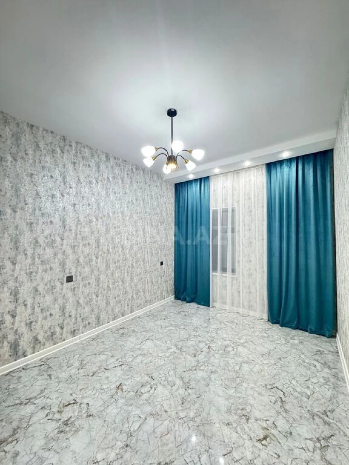 Satılır 4 otaqlı həyət evi 170 m²