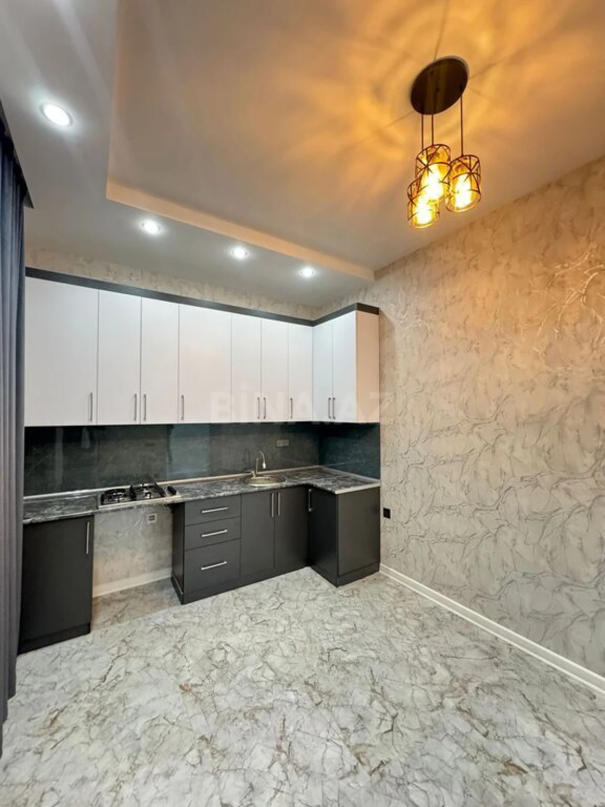 Satılır 4 otaqlı həyət evi 170 m²
