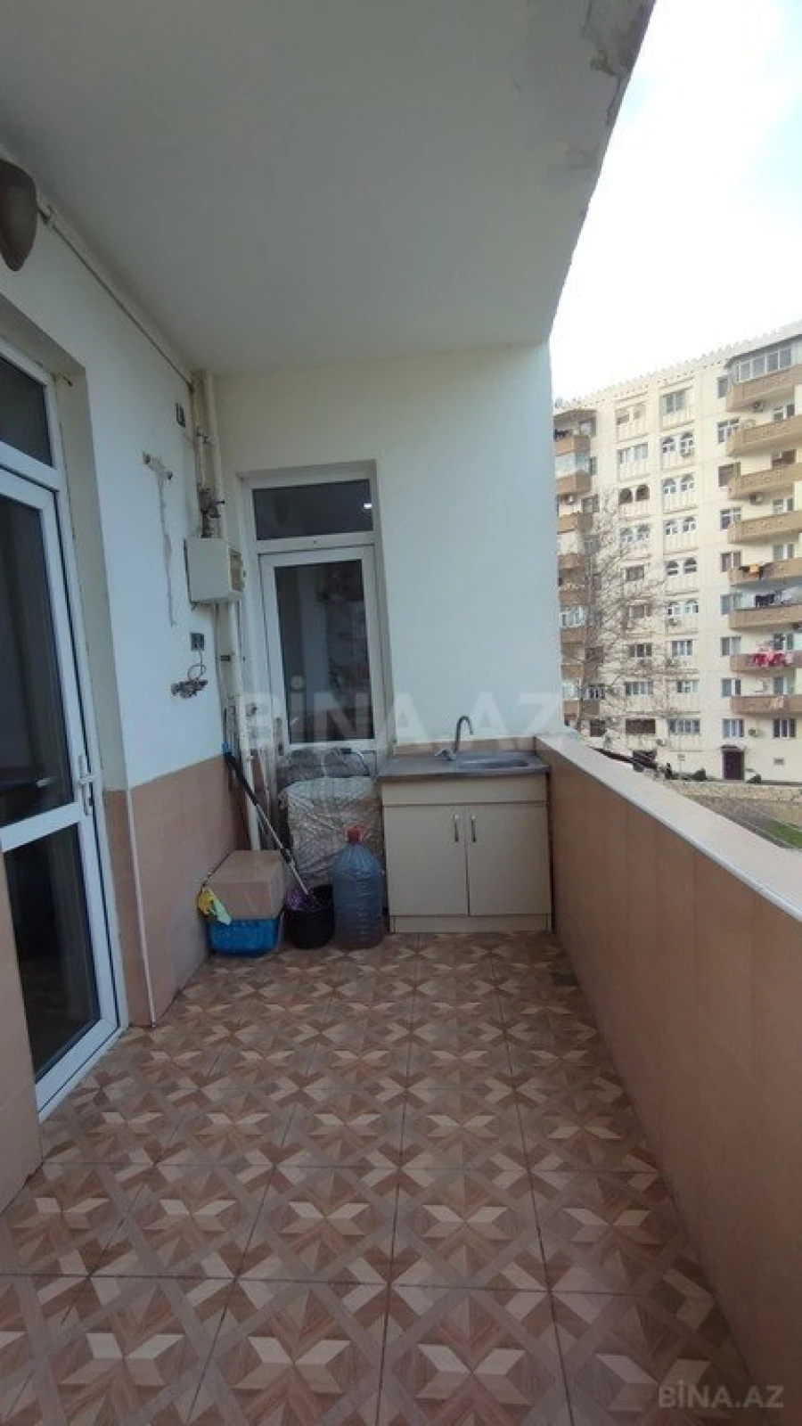 Satılır 2 otaqlı mənzil 58 m²