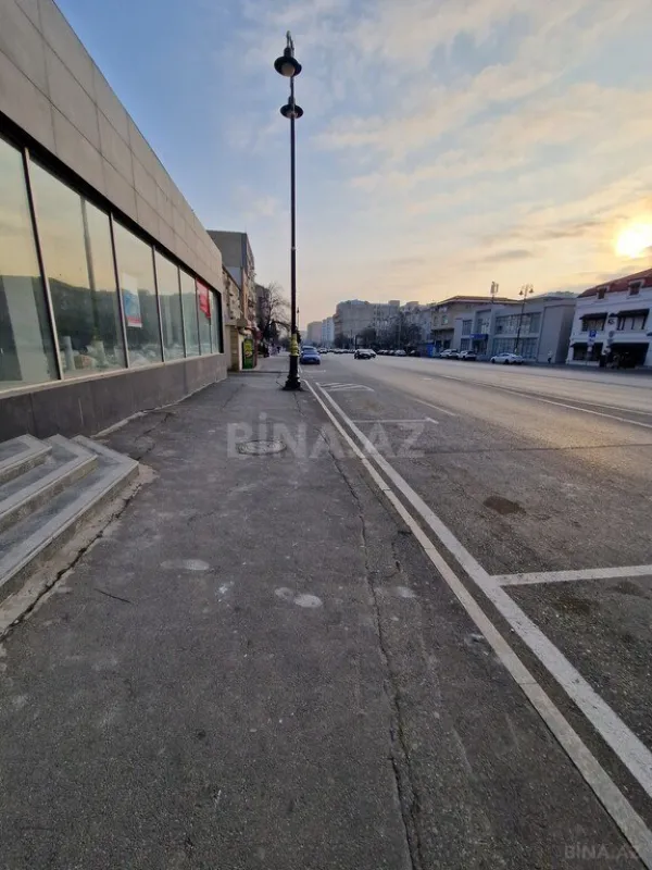 Satılır qaraj 24 m²