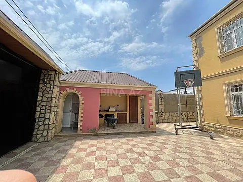Satılır 4 otaqlı həyət evi 180 m²
