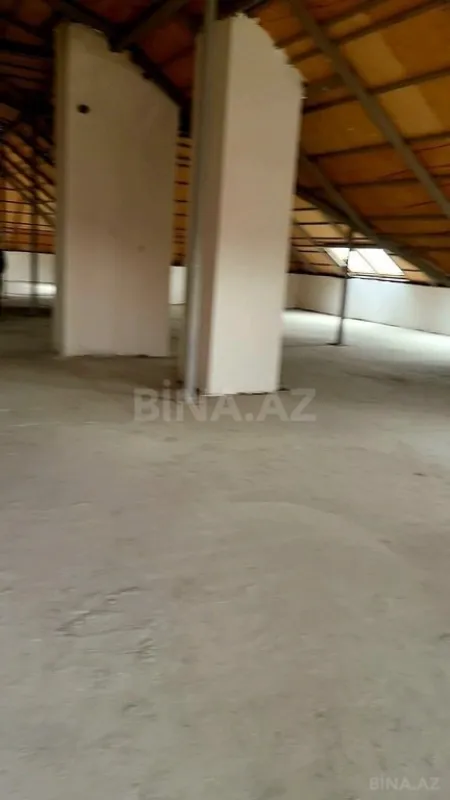Satılır 8 otaqlı mənzil 725 m²