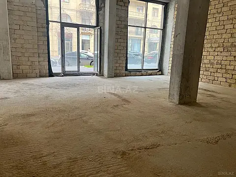 Satılır obyekt 168 m²