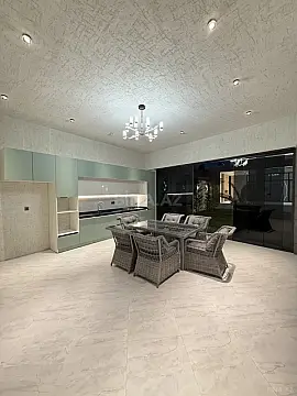 Satılır 5 otaqlı həyət evi 220 m²