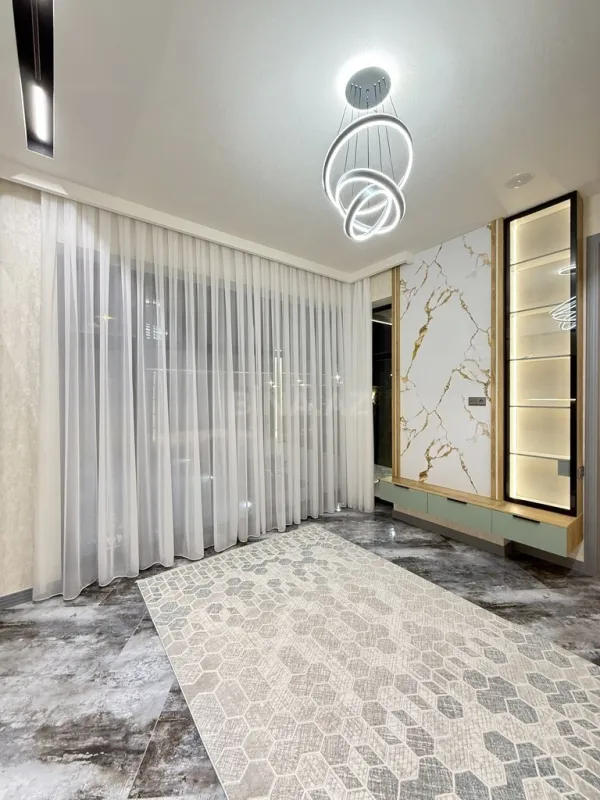 Satılır 5 otaqlı həyət evi 220 m²