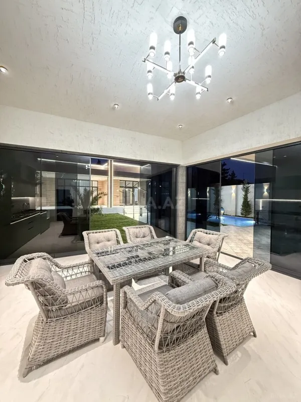 Satılır 5 otaqlı həyət evi 220 m²