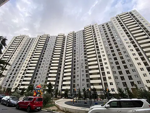 Satılır 4 otaqlı mənzil 155 m² — Bakı, Həzi Aslanov qəs. 4 otaq 155.00 m²