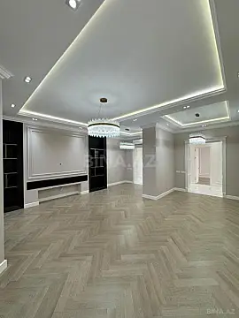 Satılır 4 otaqlı mənzil 204 m²