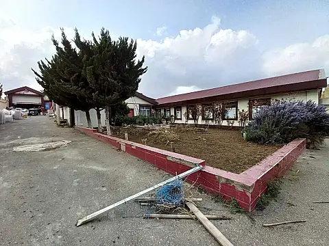 Satılır obyekt 3500 m²