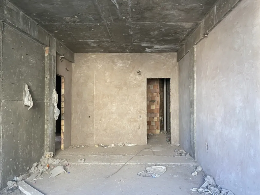 Satılır 4 otaqlı mənzil 210 m²