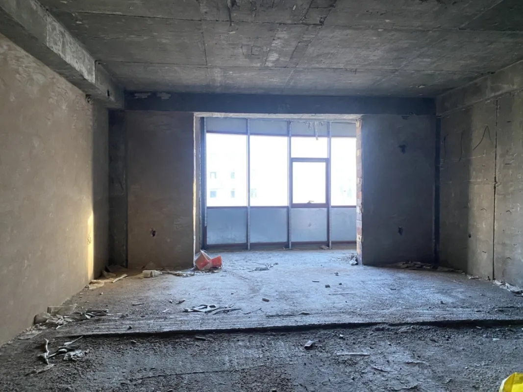 Satılır 4 otaqlı mənzil 210 m²