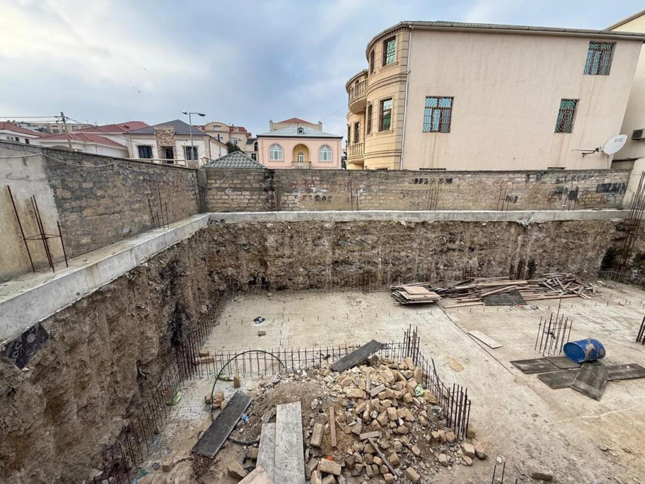 Satılır torpaq sahəsi 3 m²