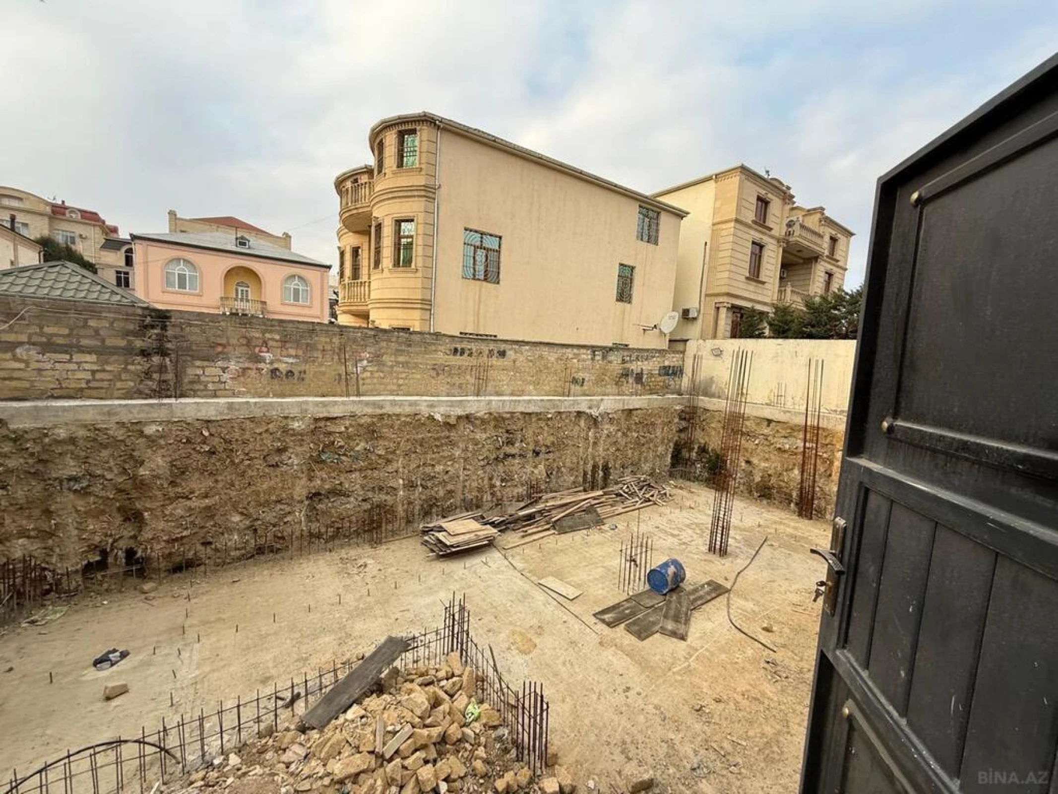 Satılır torpaq sahəsi 3 m²