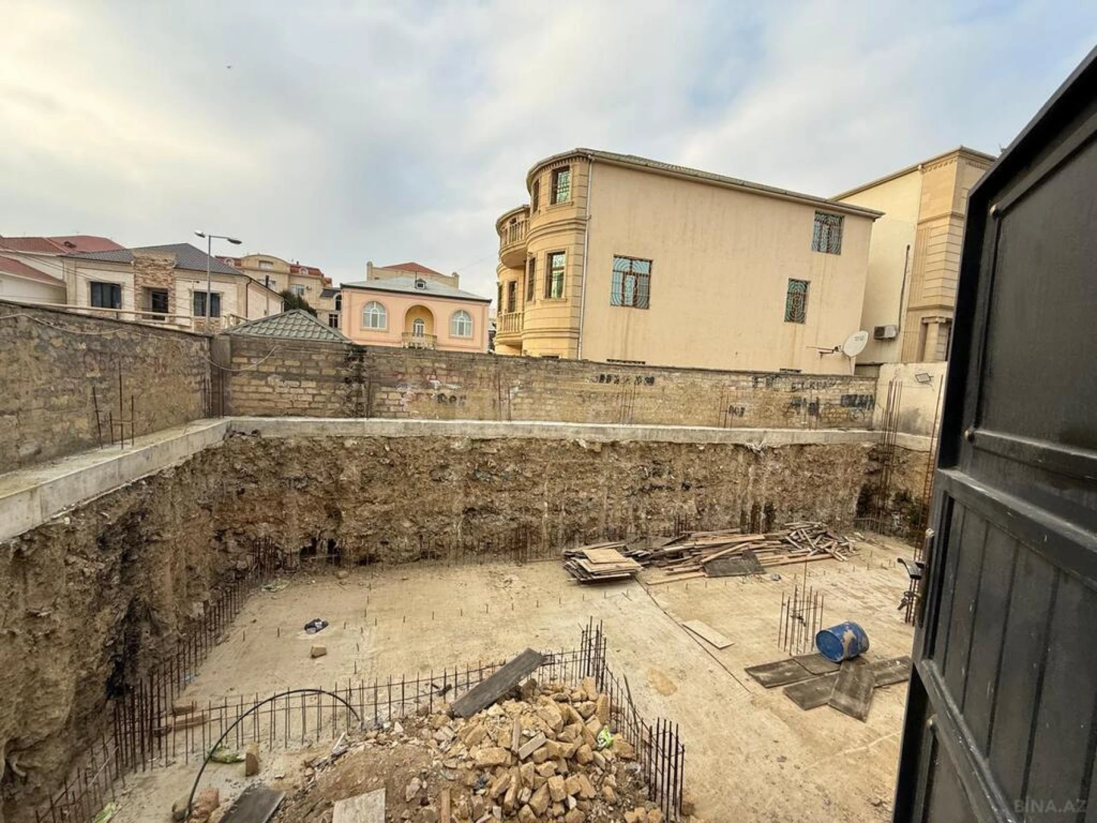 Satılır torpaq sahəsi 3 m²