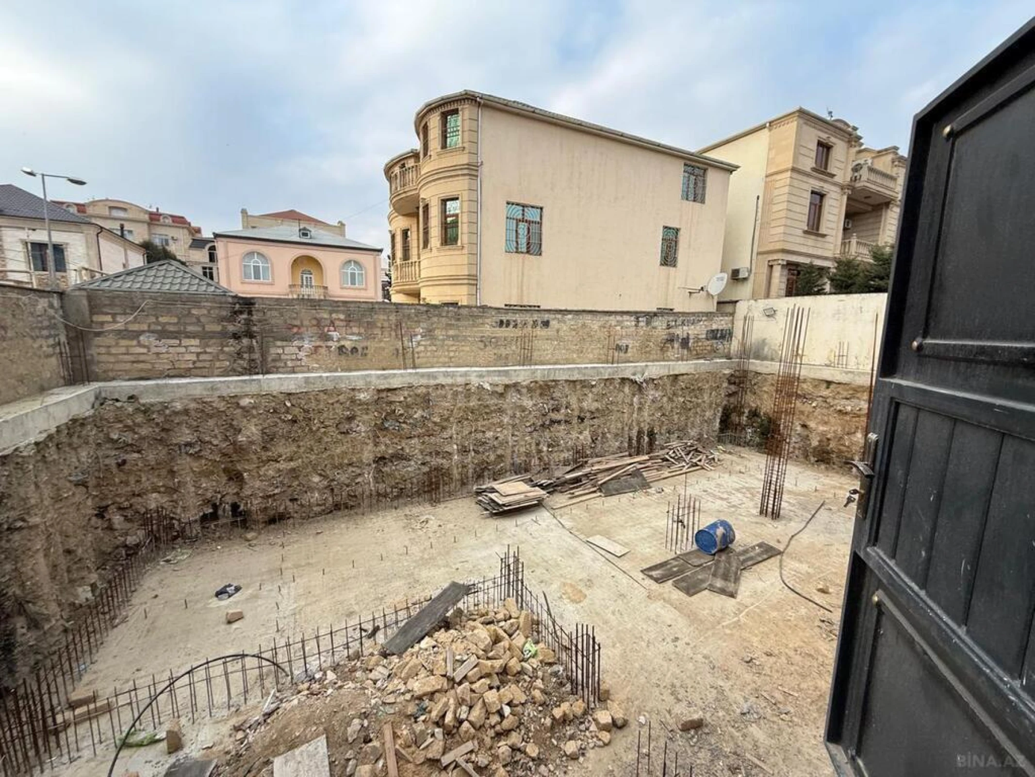 Satılır torpaq sahəsi 3 m²